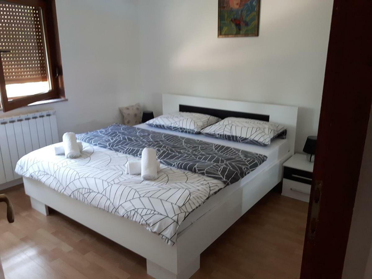Apartman Petra & Tena Slunj Exteriér fotografie