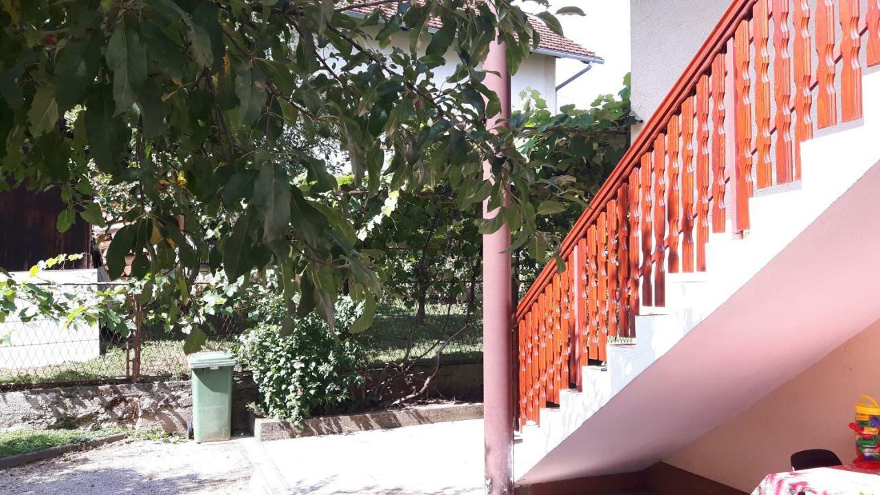 Apartman Petra & Tena Slunj Exteriér fotografie